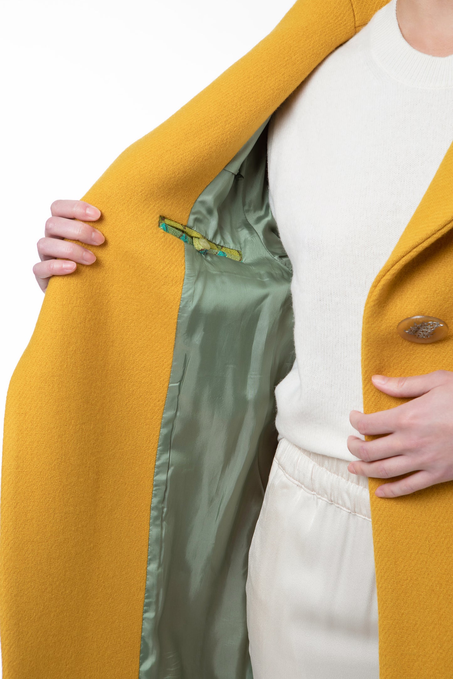 Sicilian Yellow Wool - Shruggler
