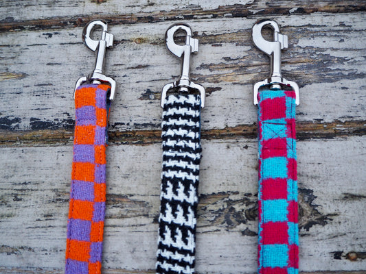 Charlie Checked Vintage Wool Dog Lead - Shruggler